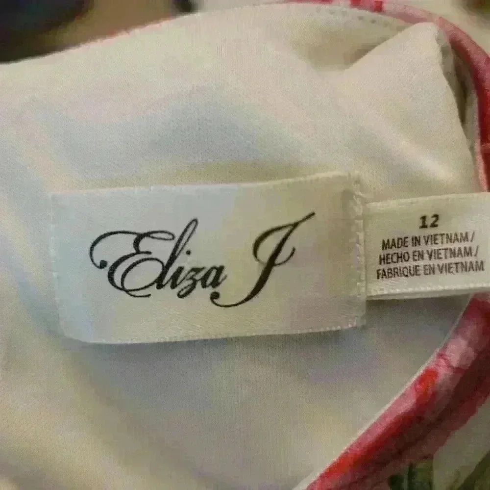 Eliza J Dress - Picture 11 of 14